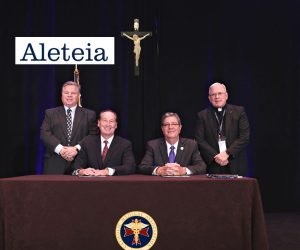 https://aleteia.org/2022/09/22/a-new-catholic-medical-school-seeks-to-restore-a-culture-of-life/